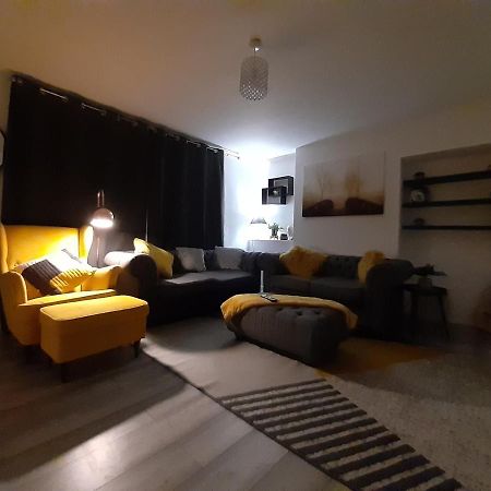 Cosy 3-Bedroom House In Aspley Nottingham Eksteriør billede