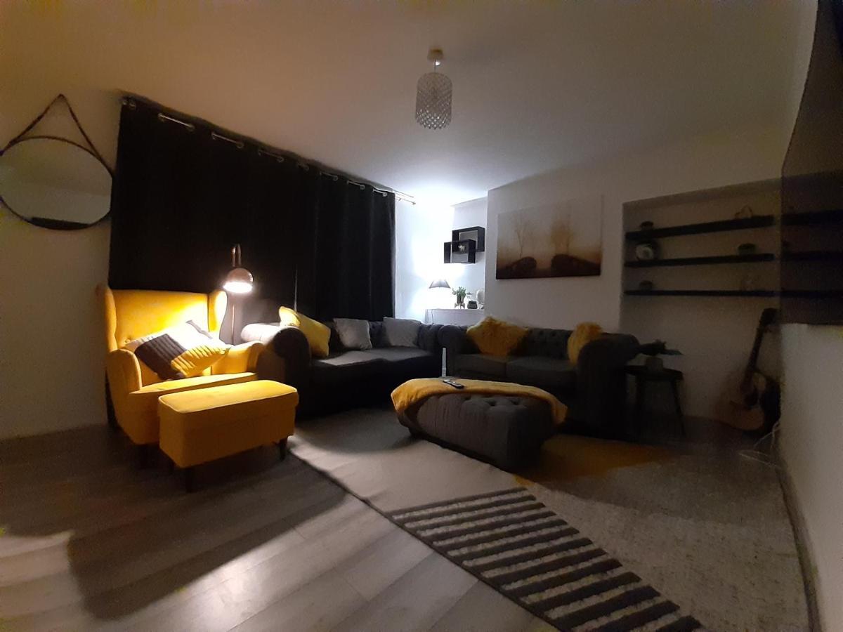 Cosy 3-Bedroom House In Aspley Nottingham Eksteriør billede